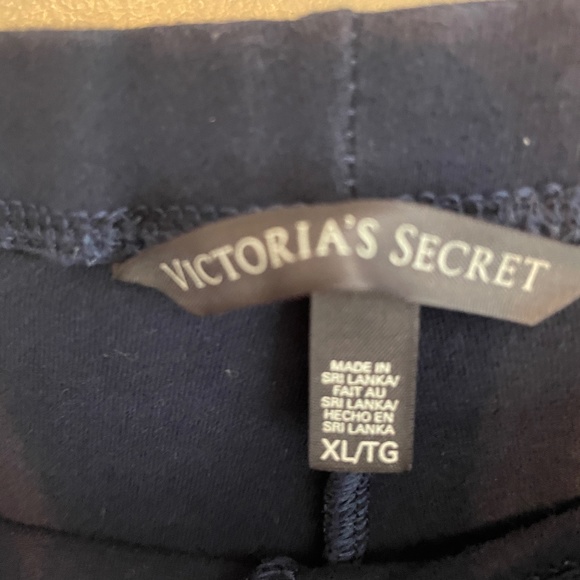 Victorias Secret Crochet Net Side Navy Blue Leggings Size XL - Picture 2 of 9